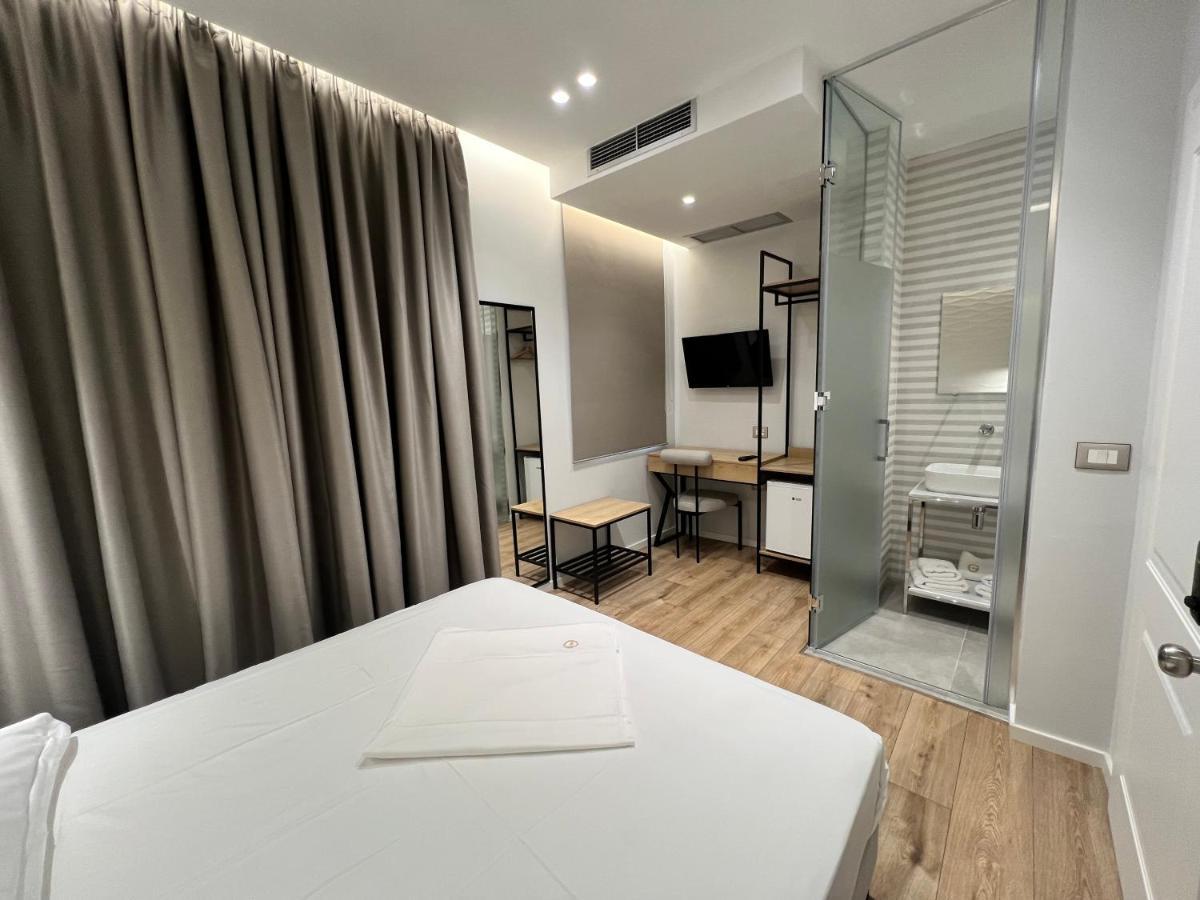 Enzo Rooms & Apartment Blloku Tirana Exterior foto